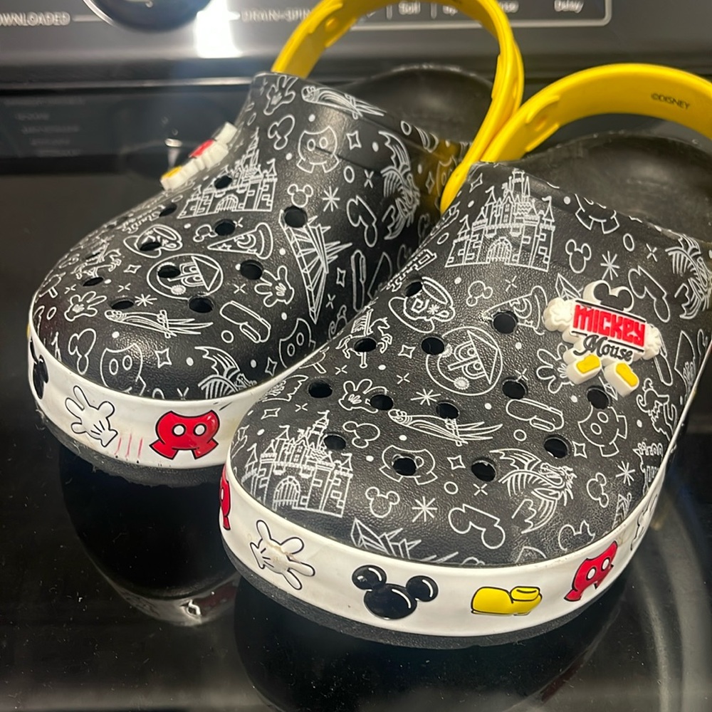 Mickey Mouse Disney Crocs size Junior 3